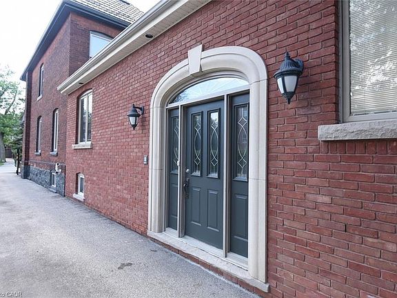 2nd image of 506 Aberdeen Ave