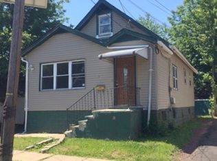 209 Garfield St, Linden, NJ 07036