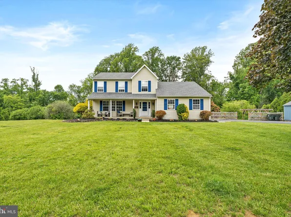 24 Long Acre Dr, Cream Ridge, NJ 08514