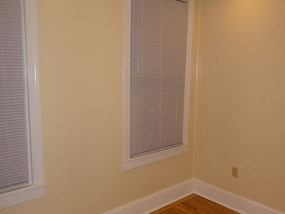 4th image of 314 Saratoga St #B