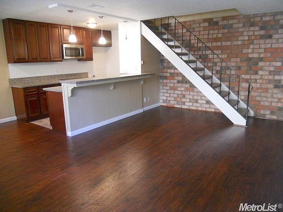 2nd image of 5170 Connecticut Dr APT 2