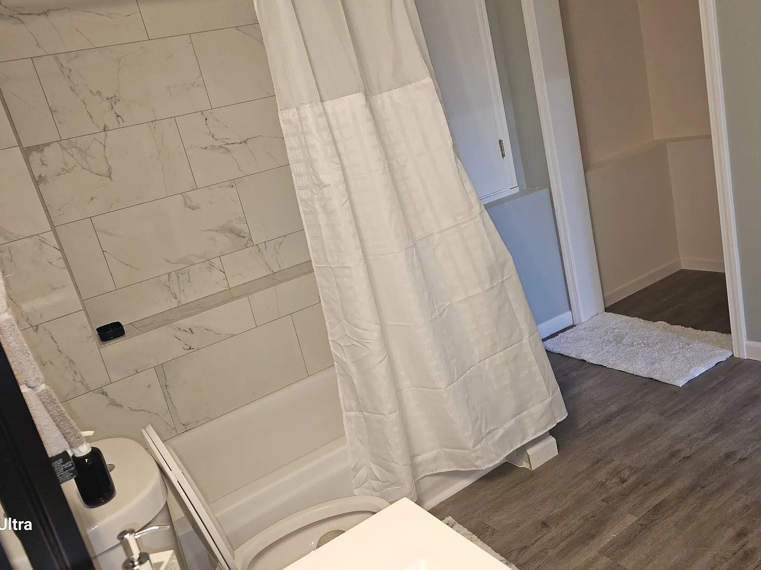 1 bed, 750 sqft, $1,900 — Photo 2