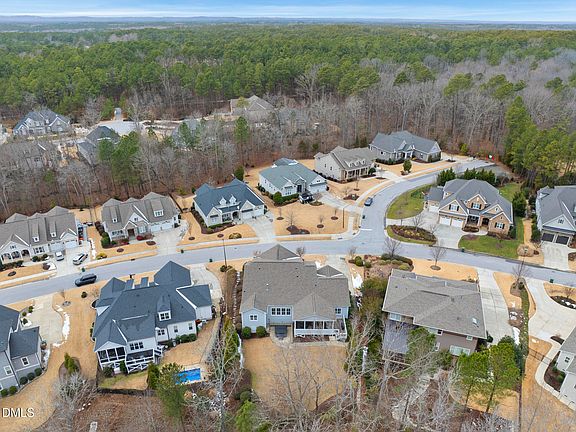 3rd image of 3056 Colmar Manor Dr