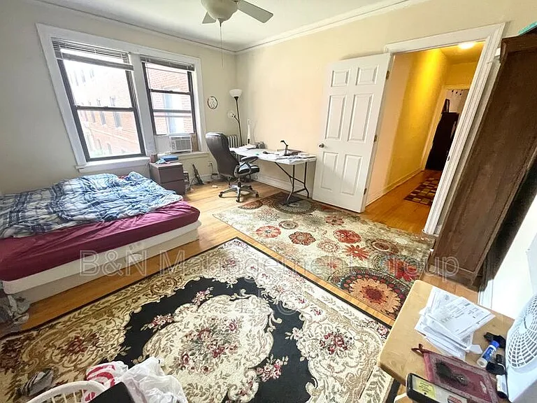 914 W Oakdale Ave #1W — Photo 9