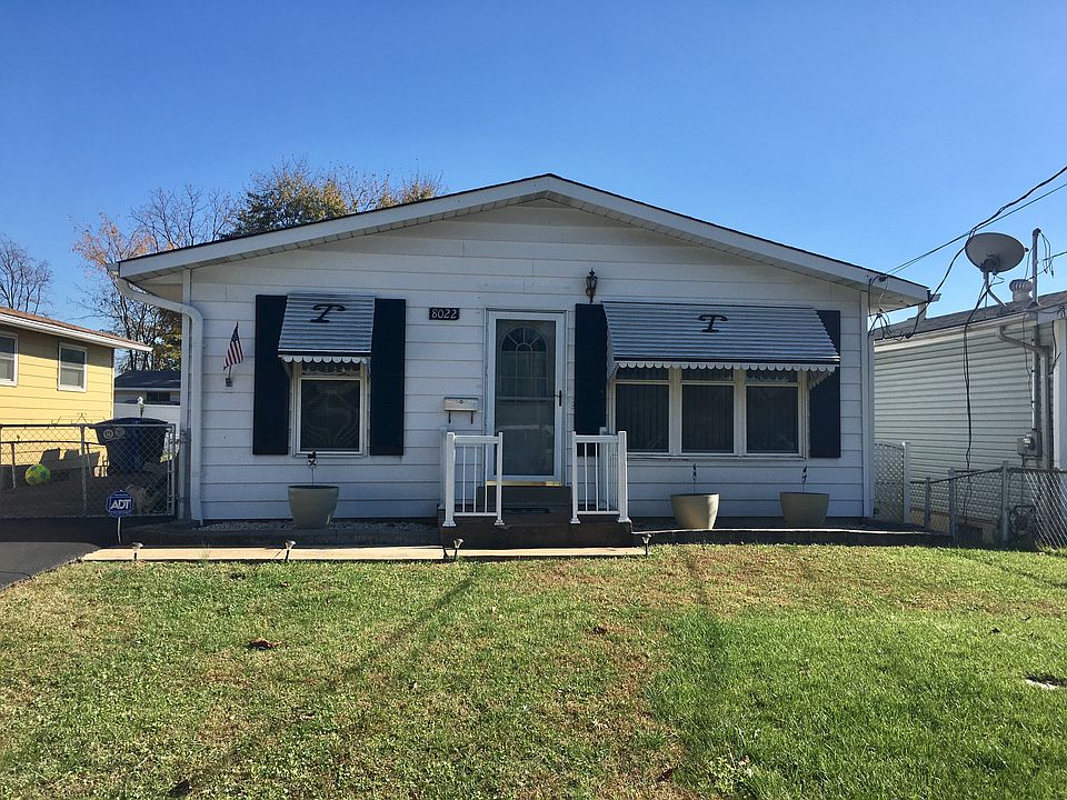 1st image of 8022 Waddell Ave