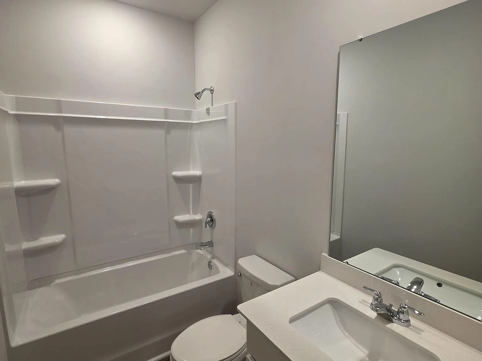 3 bed, 1556 sqft, $1,850 — Photo 4
