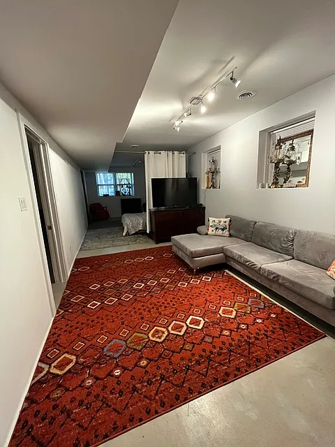 1 bed, 700 sqft, $1,625 — Photo 3