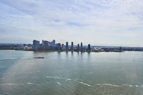 Rented by RSNY Realty | media 22