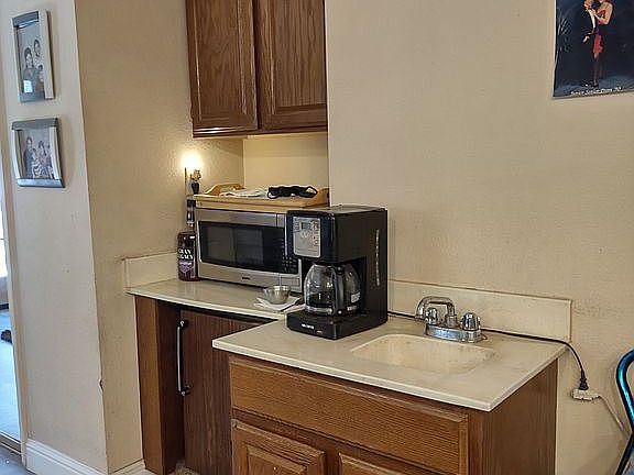 5th image of 2465 Ironwood Ln