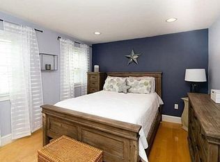 188 W 9th St #1A, Boston, MA 02127