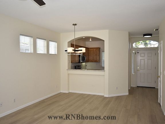 3rd image of 288 Marsalla Dr