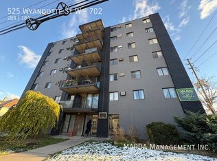 525 Wyandotte St W #702, Windsor, ON