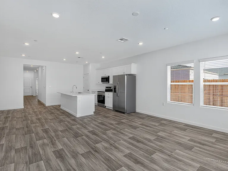 3359 N Contessa Ave — Photo 11