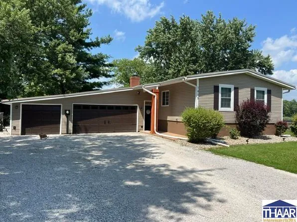 1413 E State Road 46, Centerpoint, IN 47840
