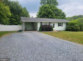 315 Peach Basket Rd, Felton, DE 19943