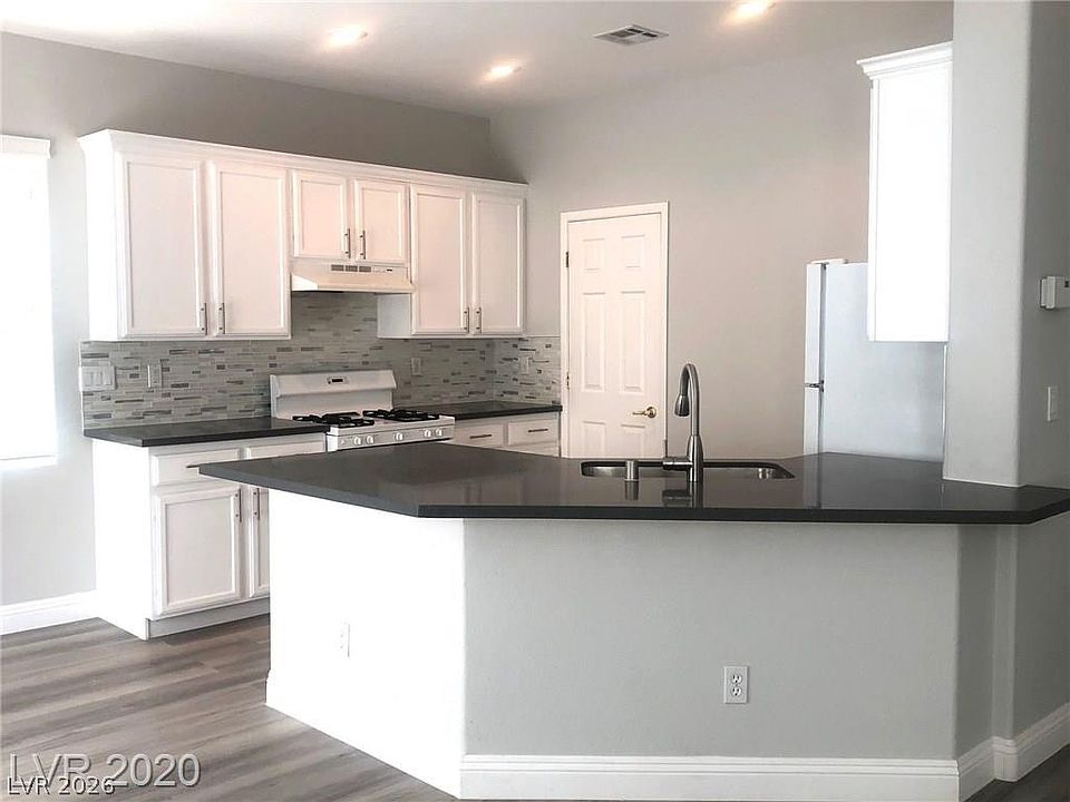 1st image of 9769 Wailings Ave