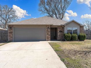 1321 Cander St, Springdale, AR 72764