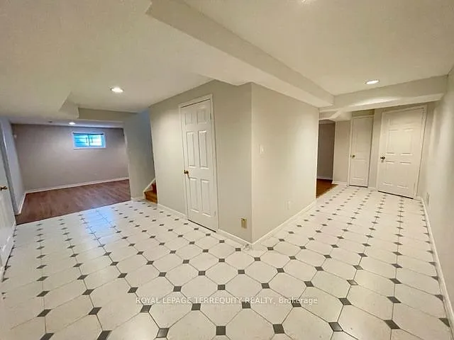 743 Fieldstone Rd — Photo 35
