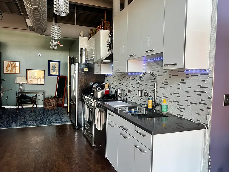 100 Gold Ave SW #303 — Photo 6