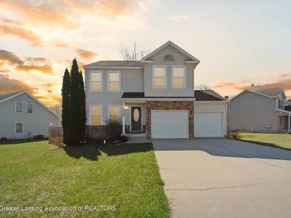 2710 Brigantine Dr, Lansing, MI 48911