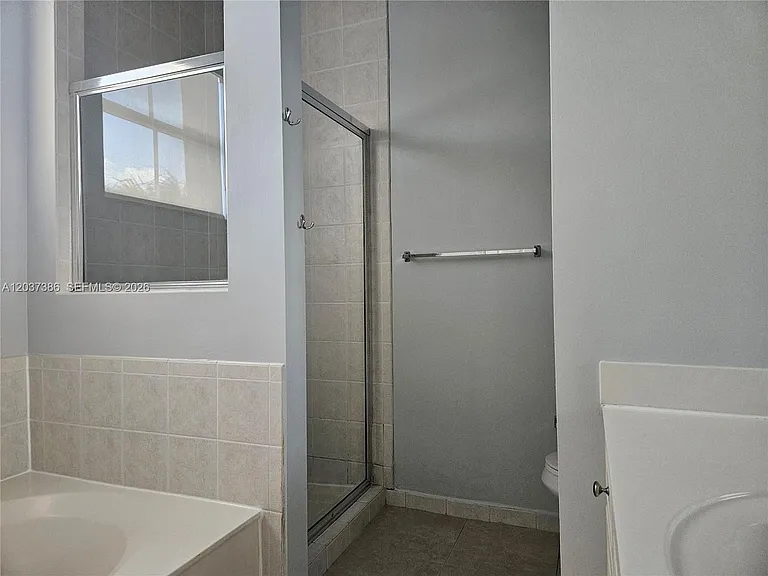 15270 SW 30th Ter — Photo 10