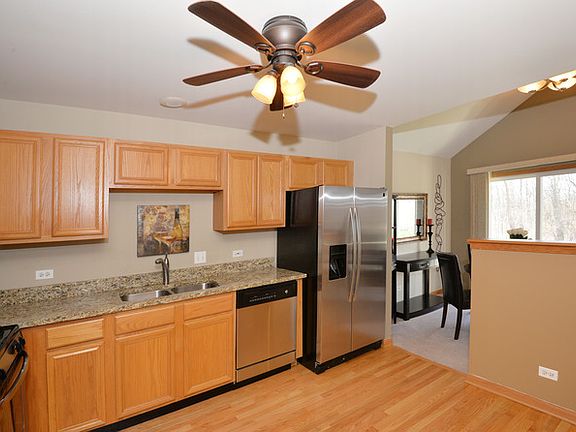 2nd image of 1665 Orchard Ct