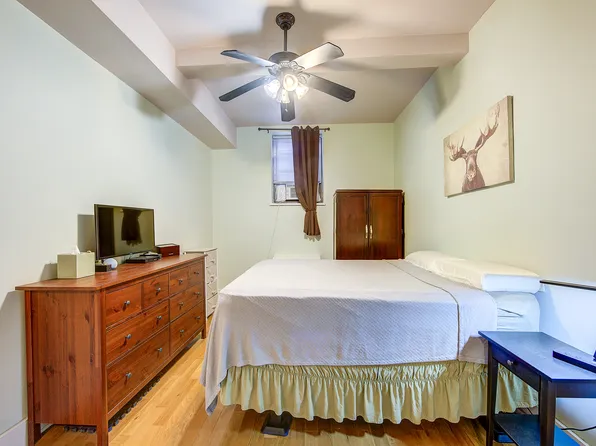 67-35 Yellowstone Boulevard image 16 of 27