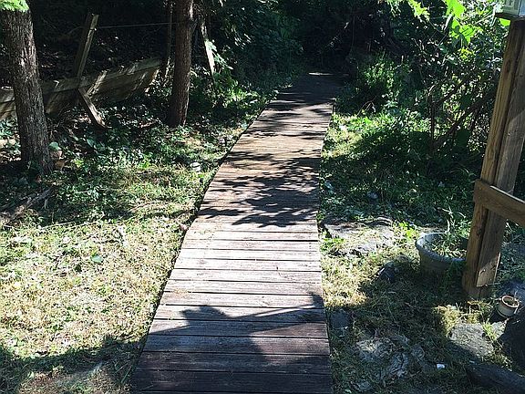 Walkway to waterfall 