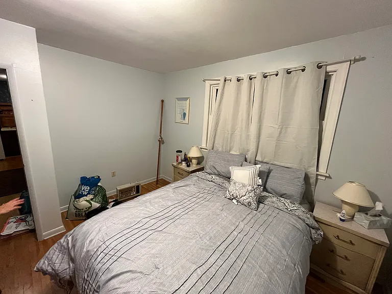Main bedroom.