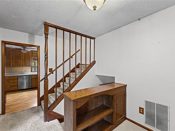 5th image of 3216 W 22nd Ct