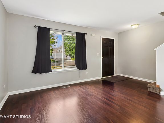 4th image of 2476 Hillsboro Ln