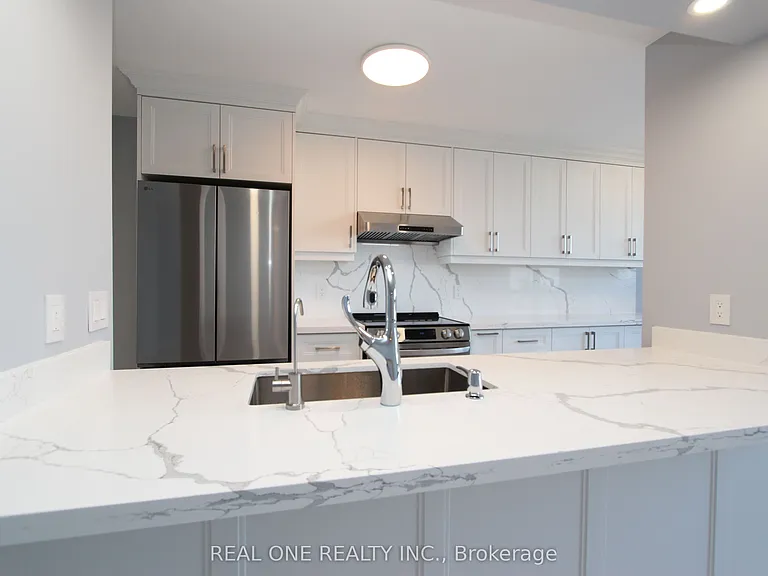 1883 McNicoll Ave #719 — Photo 8
