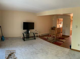 12 S Atlantic Ave APT 5, Pittsfield, MA 01201