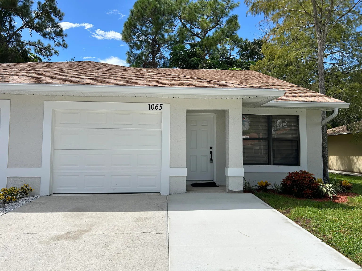 3 bed, 2.0 bath, 1210 sqft, $3,000 — Photo 1