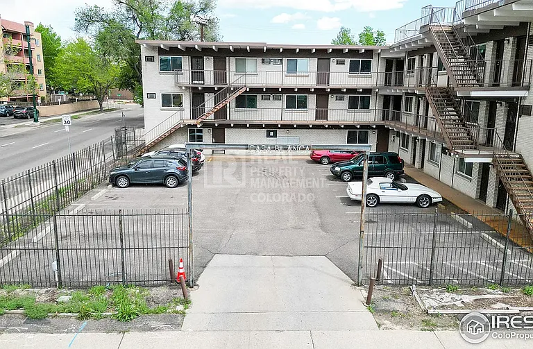 590 N Logan St #304 — Photo 16