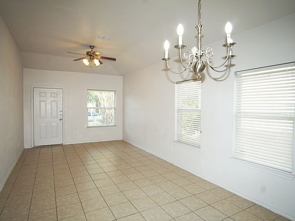 2nd image of 840 Mirabell Ct #840