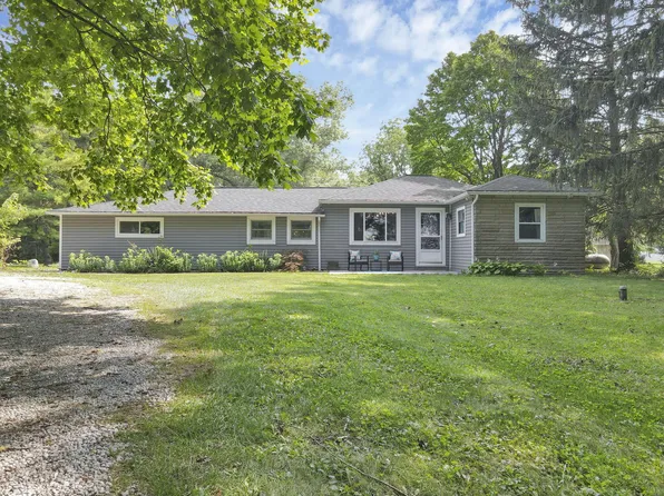 930 Hibbs Rd, Lockbourne, OH 43137