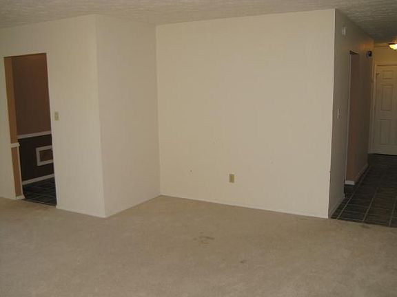 5th image of 2623 Andy Dr