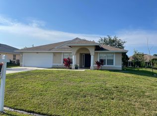 225 SW Inwood Ave, Port Saint Lucie, FL 34984