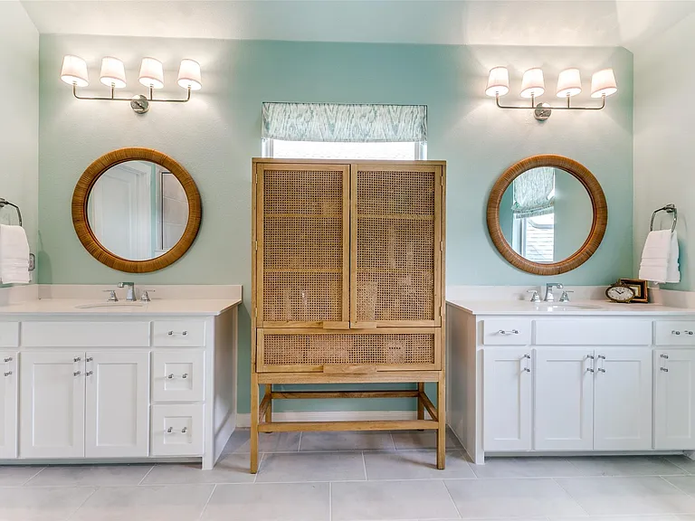 1258 Ocean Breeze Dr — Photo 9
