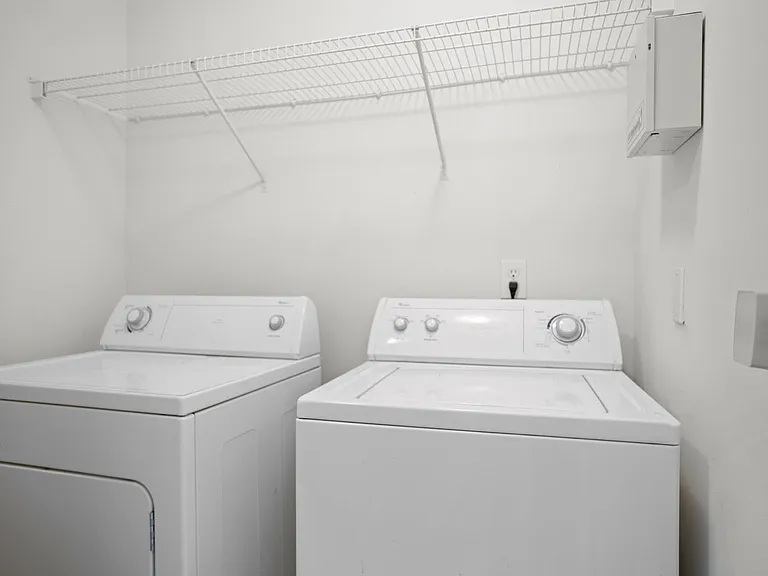 Greenhaven Trace Apartments — Photo 42