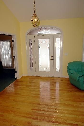 1st image of 17 Deerfield Dr