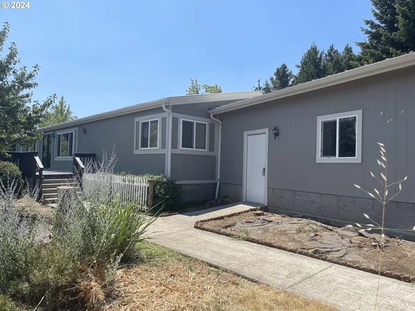 1207 Willis Creek Rd, Winston, OR 97496