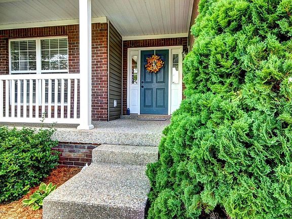 4th image of 614 Hillrose Dr