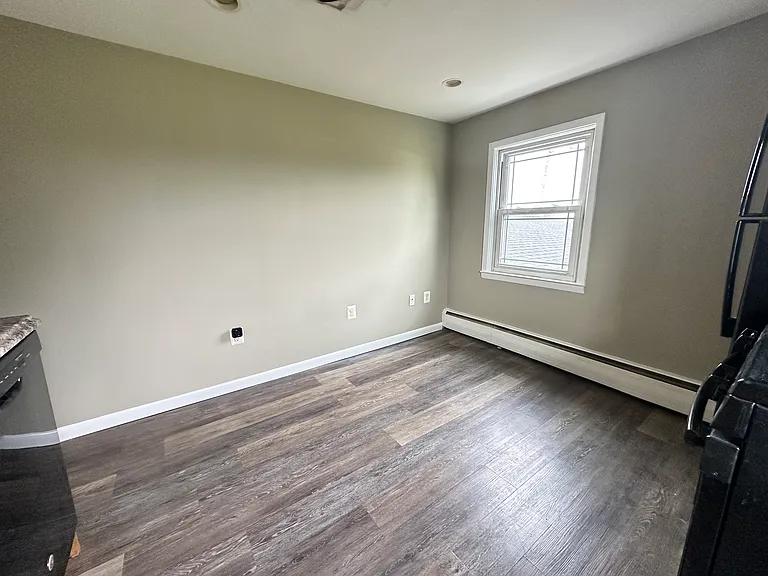 1301 N Gravel Pike #B — Photo 9