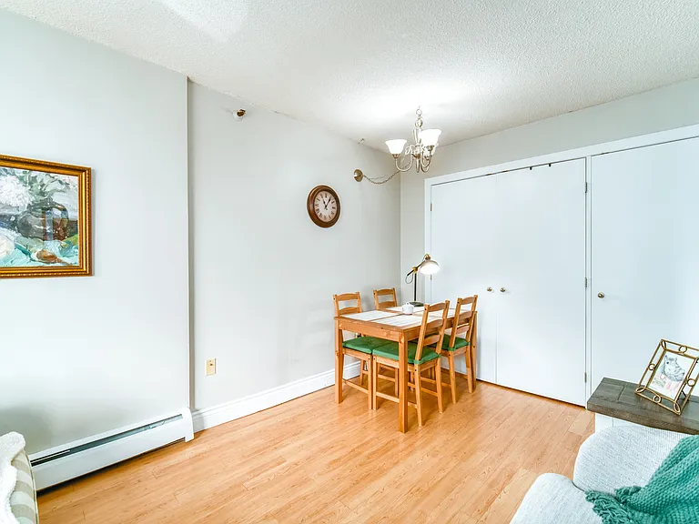 1157 Tower Rd — Photo 15