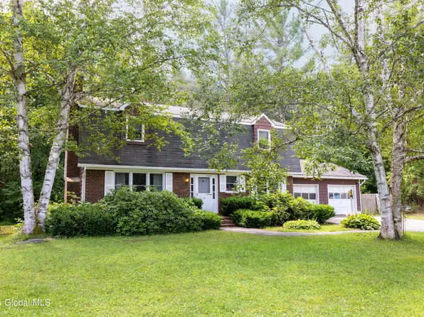18 Linda Court, Schroon Lake, NY 12870