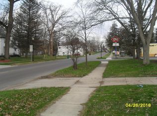 1529 Oak St, Niles, MI 49120