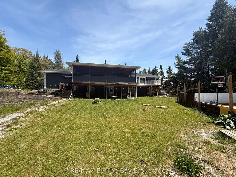 24 Bridlewood Cres — Photo 29