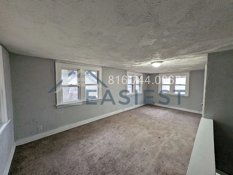 5400 Woodland Ave — Photo 16